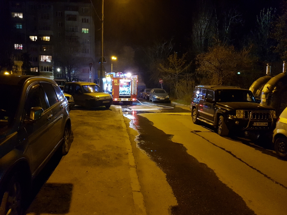 Вижте първи СНИМКИ и ВИДЕО от мощната експлозия в "Бъкстон"