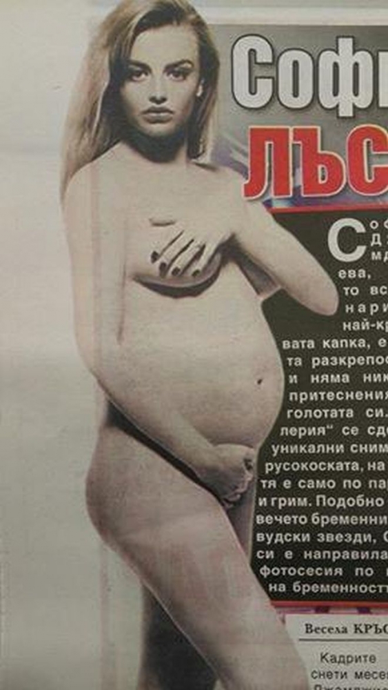Щерката на Албена Чакърова се пусна само по парфюм! Гледката е зашеметяваща (СНИМКА 18+)