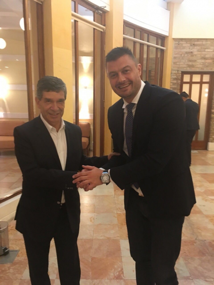 ЕП изпраща Бареков на мисия в Гамбия, ще следи изборния процес и ще изследва демократичното развитие на тази държава (СНИМКИ)