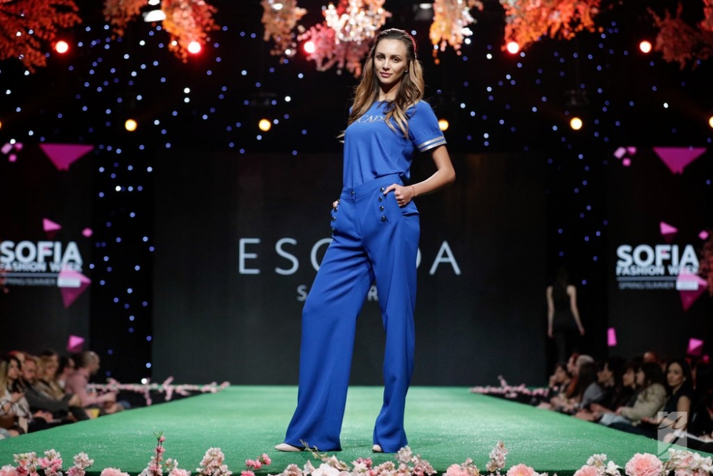 Световна мода на подиума на SOFIA FASHION WEEK SS 2017 (СНИМКИ)