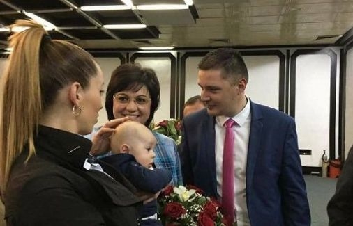 Нинова отправи специален поздрав към всички жени за Благовещение