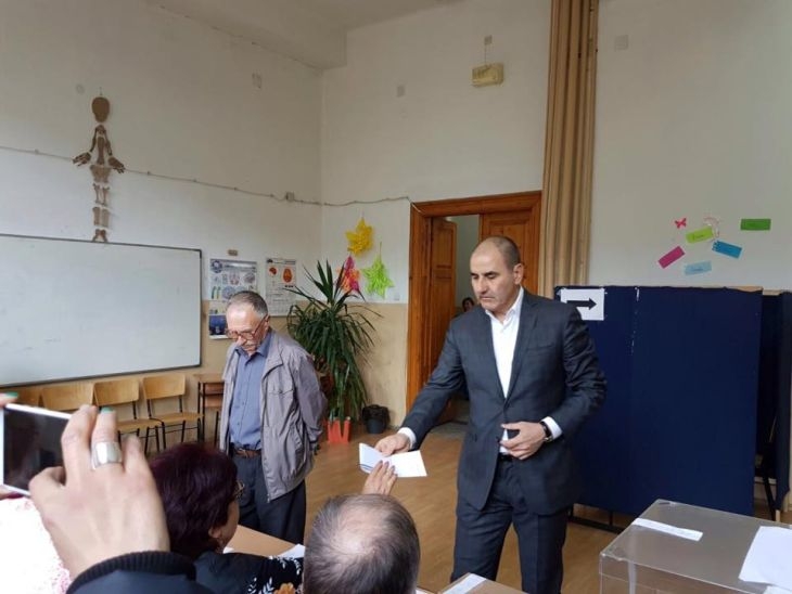 Символика! Цветанов пусна гласа си, но го направи по любопитен начин (СНИМКИ)