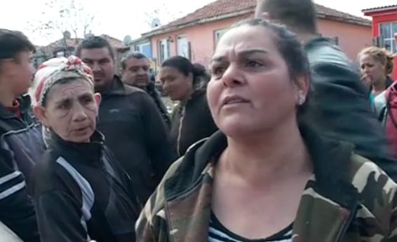 Бойкот: Цял квартал в Карнобат отказа да отиде до урните (ВИДЕО)