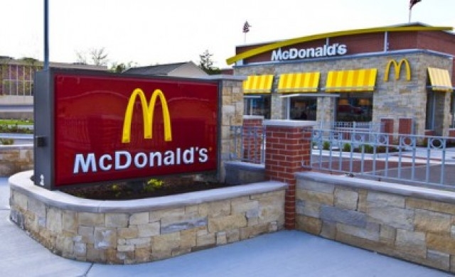 Лорийн е на 94 години и все още работи в McDonald's, причината е...