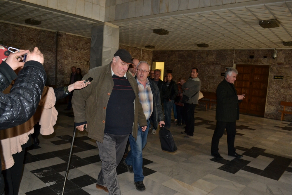 Измамени от фараона Чапанов в люта битка помежду си
