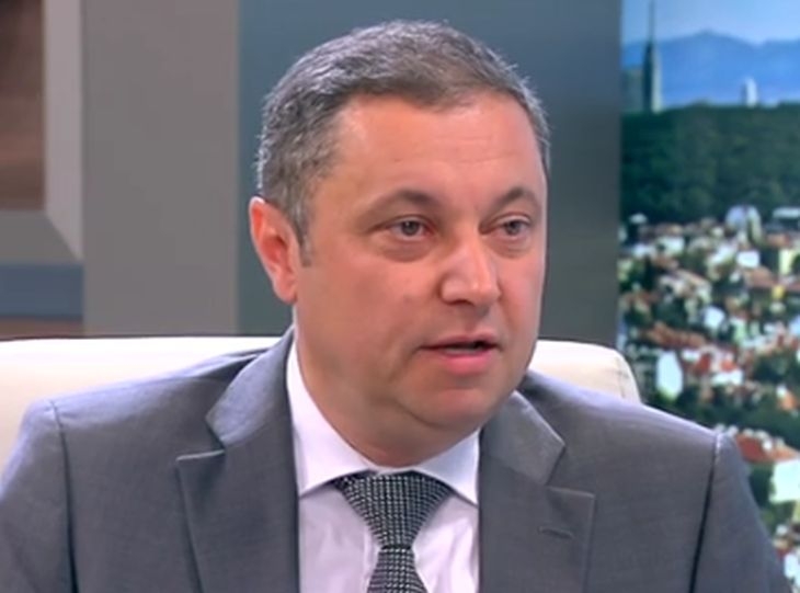 Яне Янев: Новоизлюпилите се десни и квазидесни партии отидоха в политическото небитие