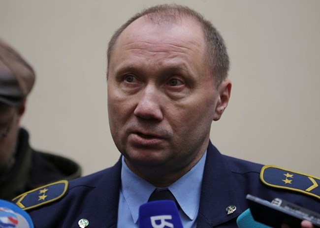 Невероятно! Машинистът на взривения влак в петербургското метро удивително прилича на най-важния човек в Русия (СНИМКИ)