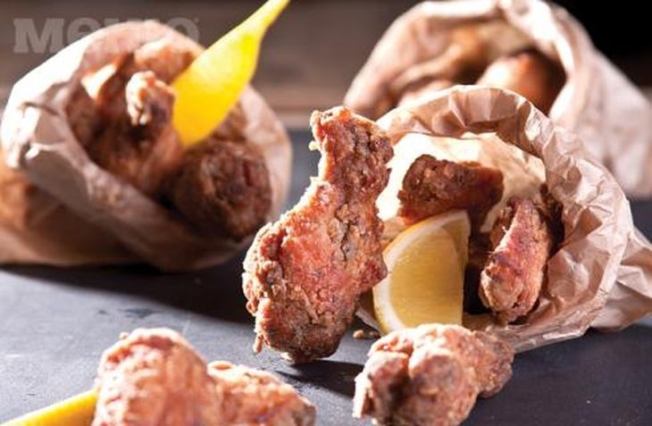 Ох, че вкусно! Ще си оближете пръстите, ако пробвате тези пикантни пилешки крилца!