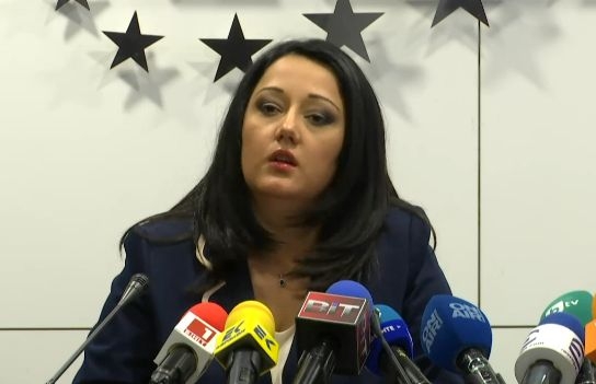 Лиляна Павлова настъпи Радев да си озапти кабинета и разкри за какво ще е срещата с БСП  