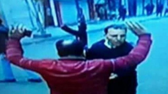 Ето как камикадзето се самовзриви пред храма „Св. Марко” в Александрия (ВИДЕО 18+)