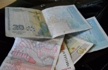 Ловък старец измами магазинерка със стар трик