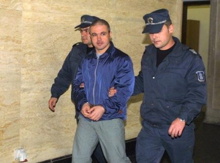 Скандално разкритие: Свирепата лихварска банда в Сливен се оказа на известен крими бос, който гние в панделата за убийство