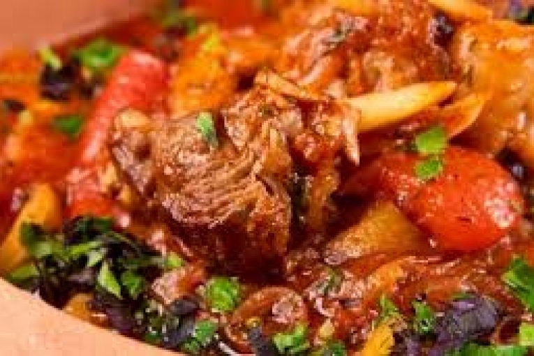 Великденско изкушение: Безумно вкусен агнешки горски гювеч