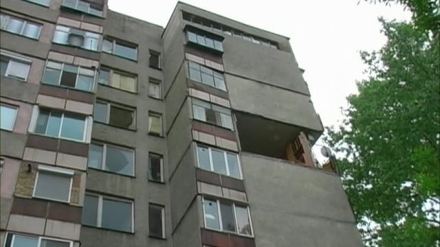 Колко са опасни старите сгради в България?