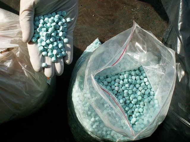 Амфети хвърчат през оградата на пловдивския затвор