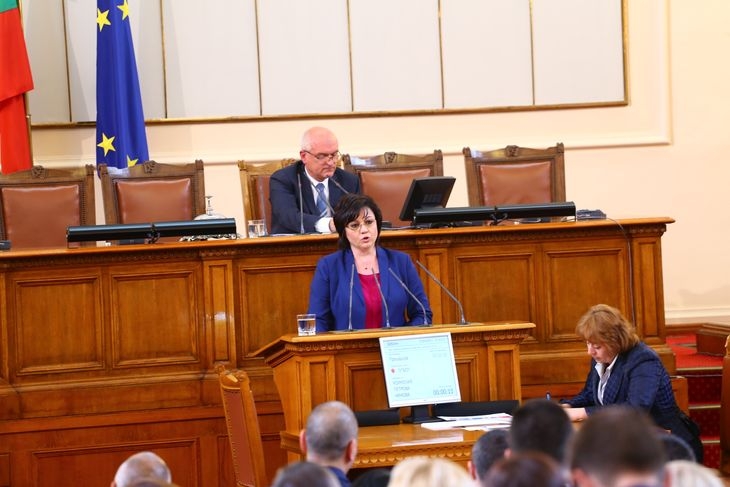 БСП се развихри, Нинова иска обяснение от трима министри!