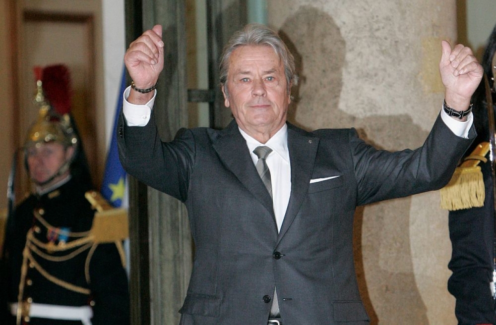 Ален Делон има фаворит сред кандидатите за президент на Франция