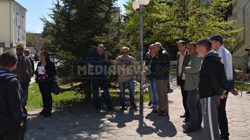 Рибари блокираха Монтанско