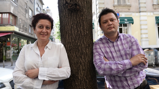Скандалът АРГО-гейт набира скорост! Продавач на презервативи "събира по офисите" хора за протест