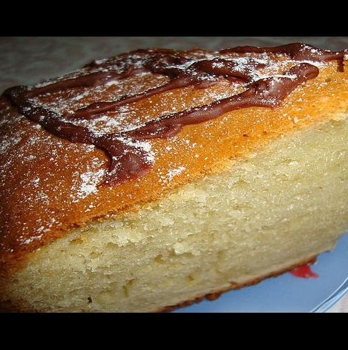 От нищо нещо: Икономичен и безапелационно вкусен кекс с извара