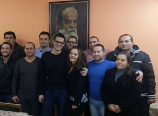 БСП Благоевград се тресе от интриги – старо и младо се хванаха за гушите! Всичко е в ръцете на Нинова