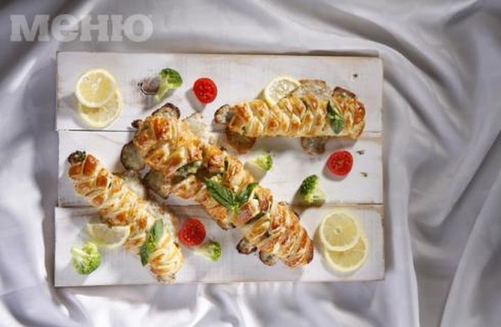 Нестандартно апетитно предложение! Приказно-крехко плетено хлебче с кашкавал, пиле и броколи - истинска вкусотия!