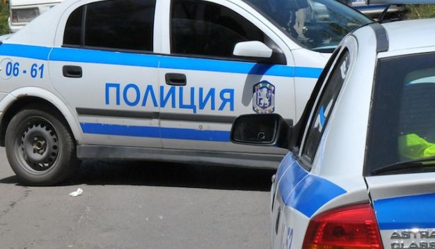 Извънредно и първо в БЛИЦ! Спецоперация на полицията започна в Бургас! Арестувани са престъпни елементи  