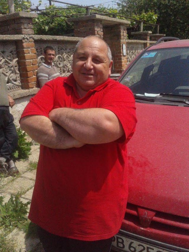 В Съединение ври и кипи, това ли е новият тотомилионер?