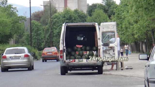 Първите гръцки дини минаха „Маказа”, ето по колко върви кило от вкусния плод 