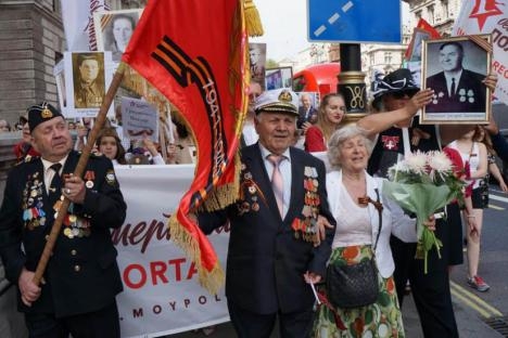 9 май - Ден на Победата, ден на Европа: 40 000 шестват днес в акцията Безсмъртният полк в близо 40 български града