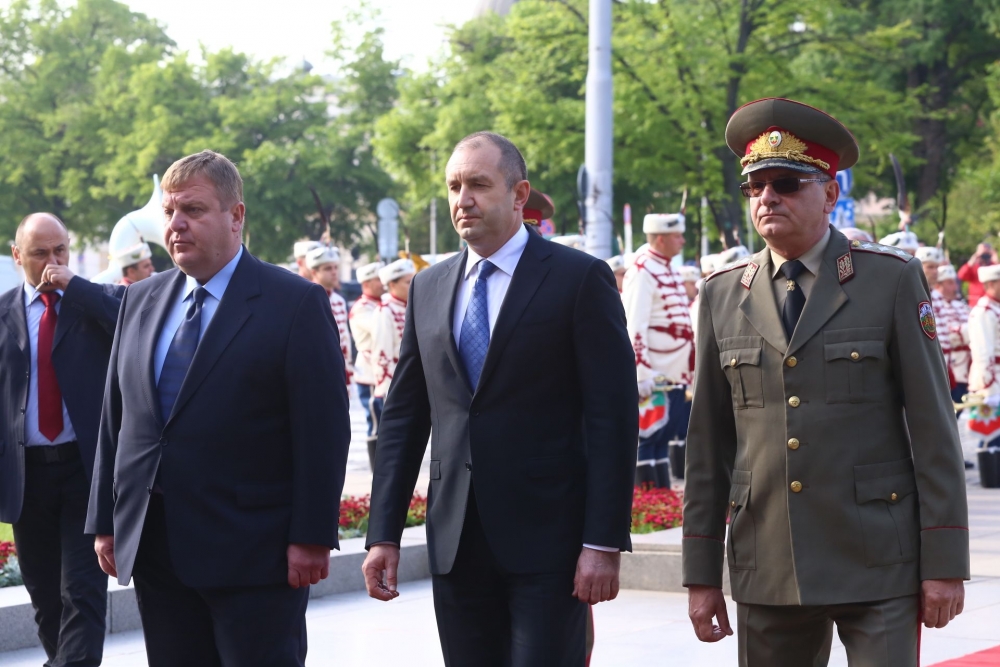 Румен Радев: Без тези милиони жертви за победата над хитлерофашизма днешна Европа нямаше да е същата! (СНИМКИ)