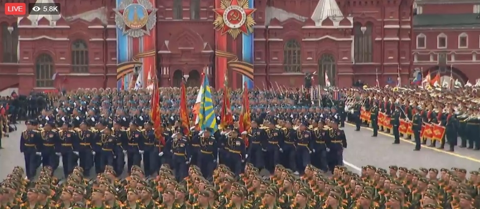 Путин: Няма, не е имало и няма да има сила, която да пороби руския народ! (СНИМКИ/НА ЖИВО)