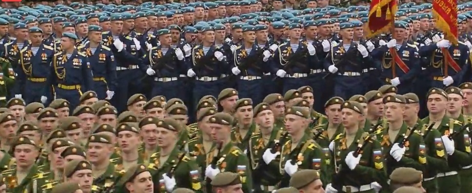 Путин: Няма, не е имало и няма да има сила, която да пороби руския народ! (СНИМКИ/НА ЖИВО)