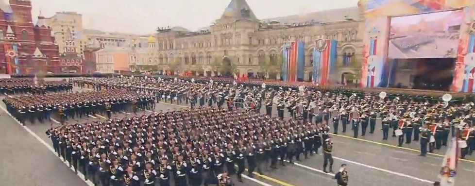 Путин: Няма, не е имало и няма да има сила, която да пороби руския народ! (СНИМКИ/НА ЖИВО)