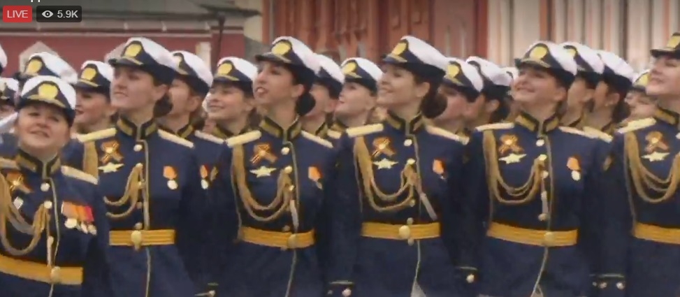 Путин: Няма, не е имало и няма да има сила, която да пороби руския народ! (СНИМКИ/НА ЖИВО)