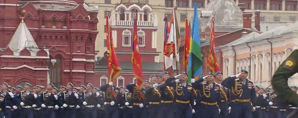 Путин: Няма, не е имало и няма да има сила, която да пороби руския народ! (СНИМКИ/НА ЖИВО)