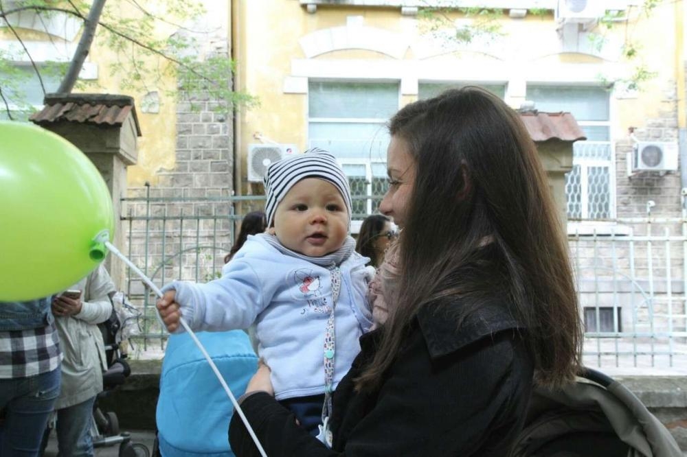 Протестът на майките в София срещу насилието против децата им в СНИМКИ