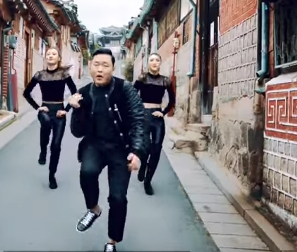 PSY, авторът на Gangnam Style пусна два нови клипа. Вижте ги! (ВИДЕО)