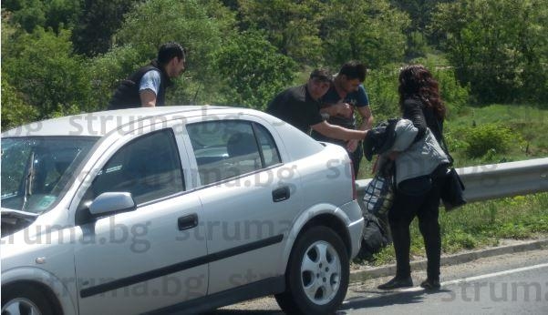 И Христо Гърбов падна в капана на верижния сблъсък на Е-79 (ЗРЕЛИЩНИ СНИМКИ)