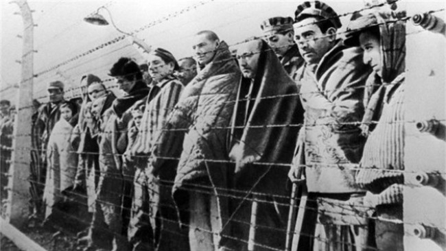 Покъртително: Ще изтръпнете от ужас след този разказ на една акушерка за зверствата в Освиенцим   