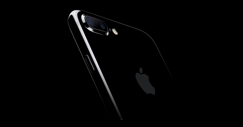 Накарайте ябълката на своя iPhone да светне (ВИДЕО)