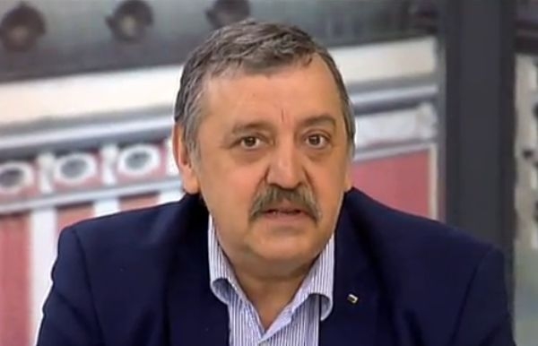 Проф. Тодор Кантарджиев с полезни съвети как да се предпазим от кърлежи
