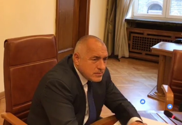 Първо в БЛИЦ! Извънредно от Министерски съвет! Борисов с тежки думи за войната по пътищата и качеството на храните (ВИДЕО)