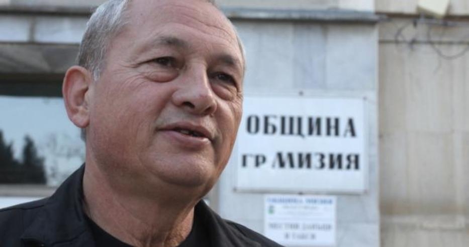 Извънредно! Пребиха зам.-кмета на Мизия 