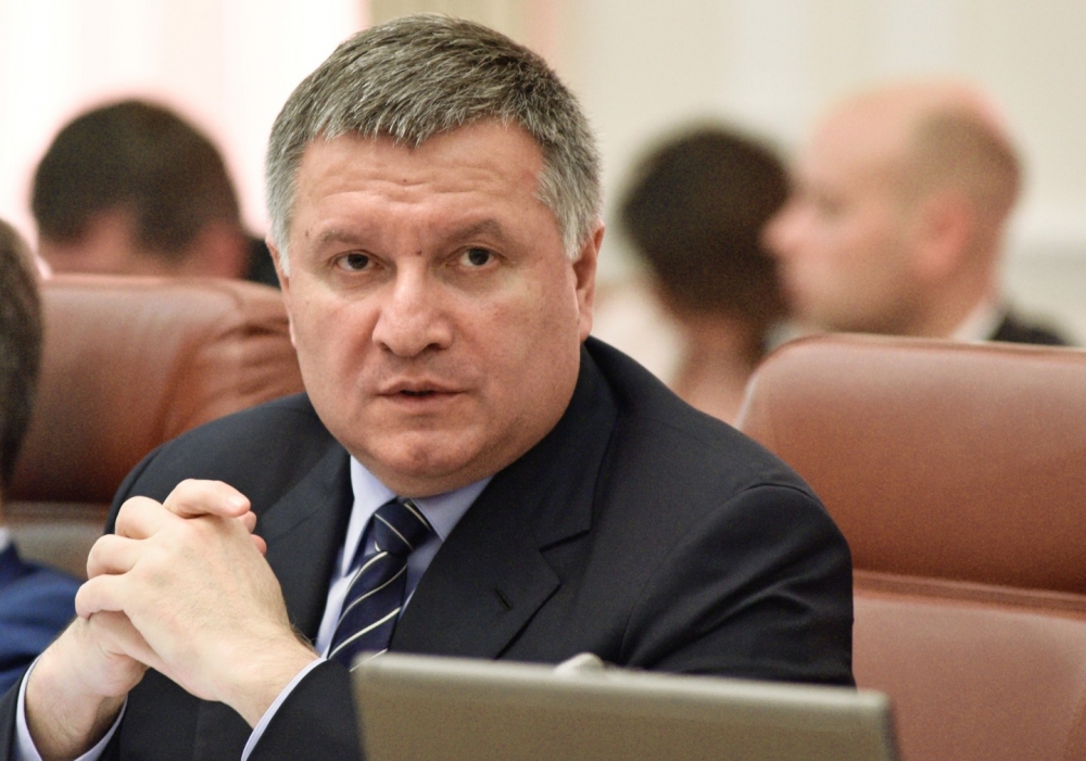 Арсен Аваков отдаде свирепа заповед за разстрел на трима полицаи (СНИМКИ/ВИДЕО)