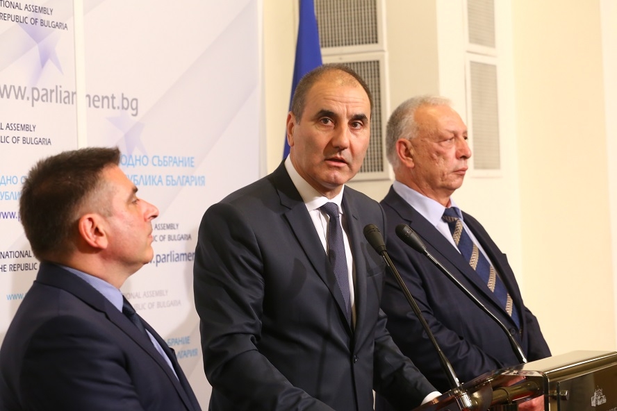 Цветанов: ГЕРБ дарява 20 000 лева на Военната академия "Г. С. Раковски" в София 