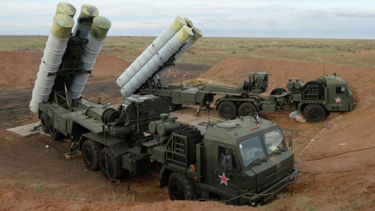 Путин въоръжава Турция със С-400 