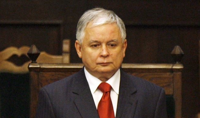 Зловещи находки в ковчега на Лех Качински, Полша души за руска следа (СНИМКИ)