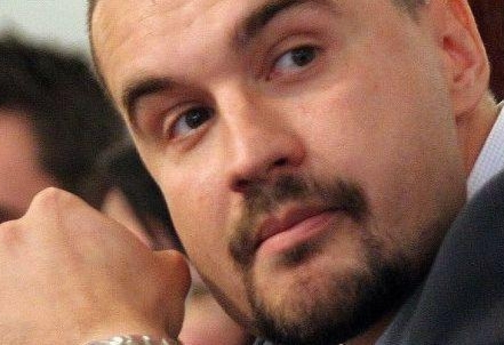 Политолог бие тревога: Не е добре, че всички в държавата говорят само как да се харчат пари