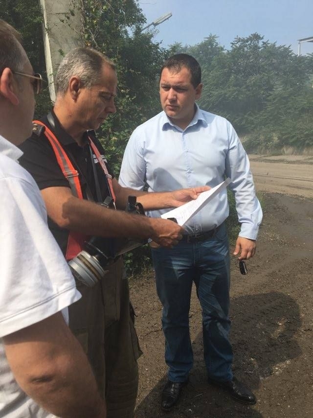 Частично бедствено положение заради пожара в Шишманци (СНИМКИ)
